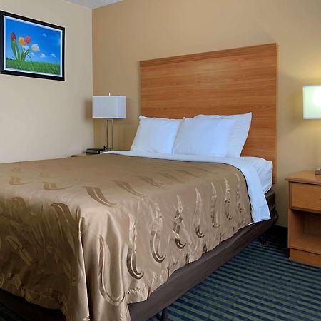 Quality Inn Ottawa Near Starved Rock State Park Exterior photo
