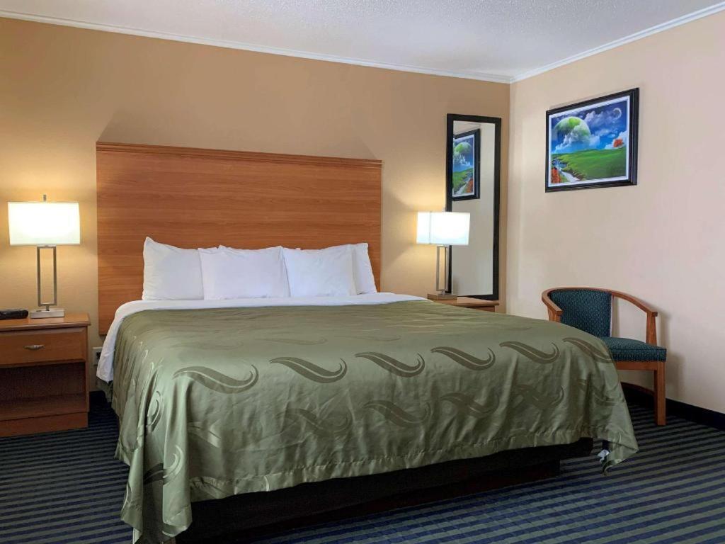 Quality Inn Ottawa Near Starved Rock State Park Exterior photo