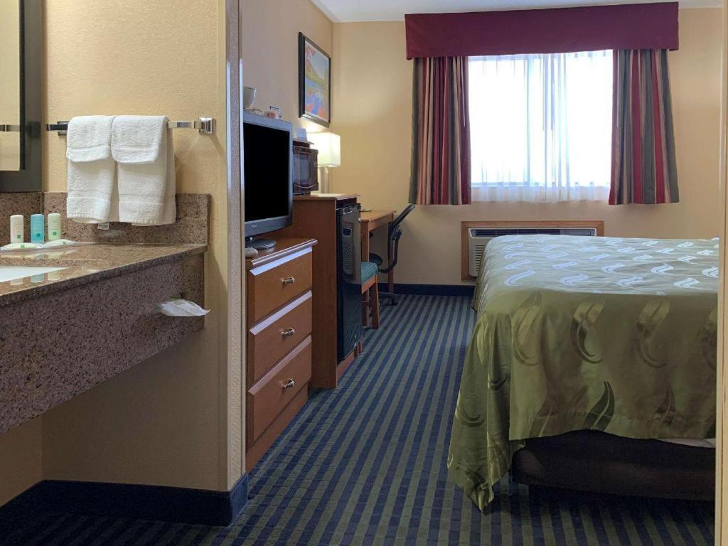 Quality Inn Ottawa Near Starved Rock State Park Exterior photo