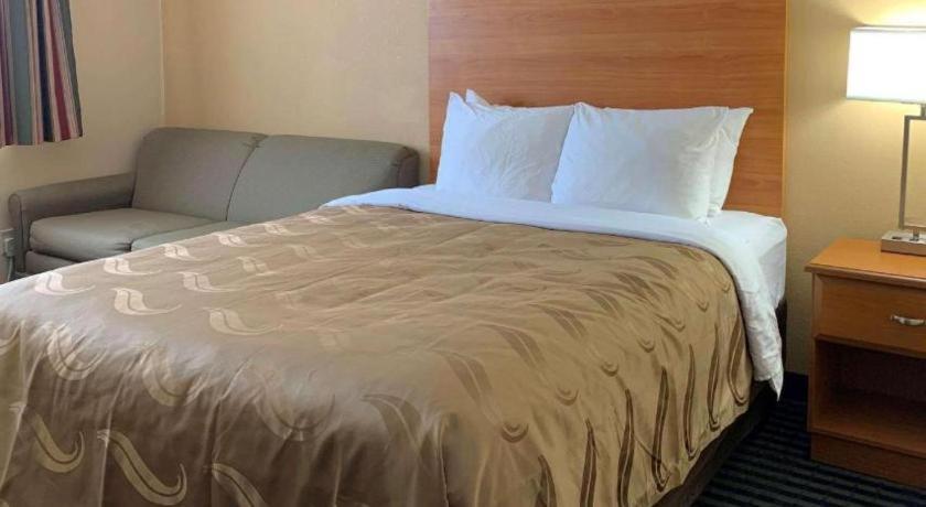 Quality Inn Ottawa Near Starved Rock State Park Exterior photo