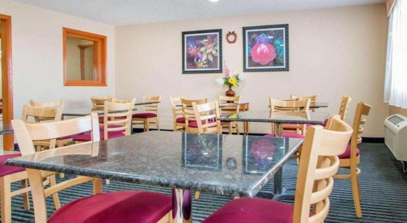 Quality Inn Ottawa Near Starved Rock State Park Exterior photo